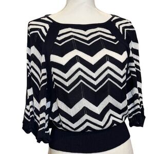 Boston Proper Black and White ZigZag Batwing Knit Sweater Wide Waistband Size XS